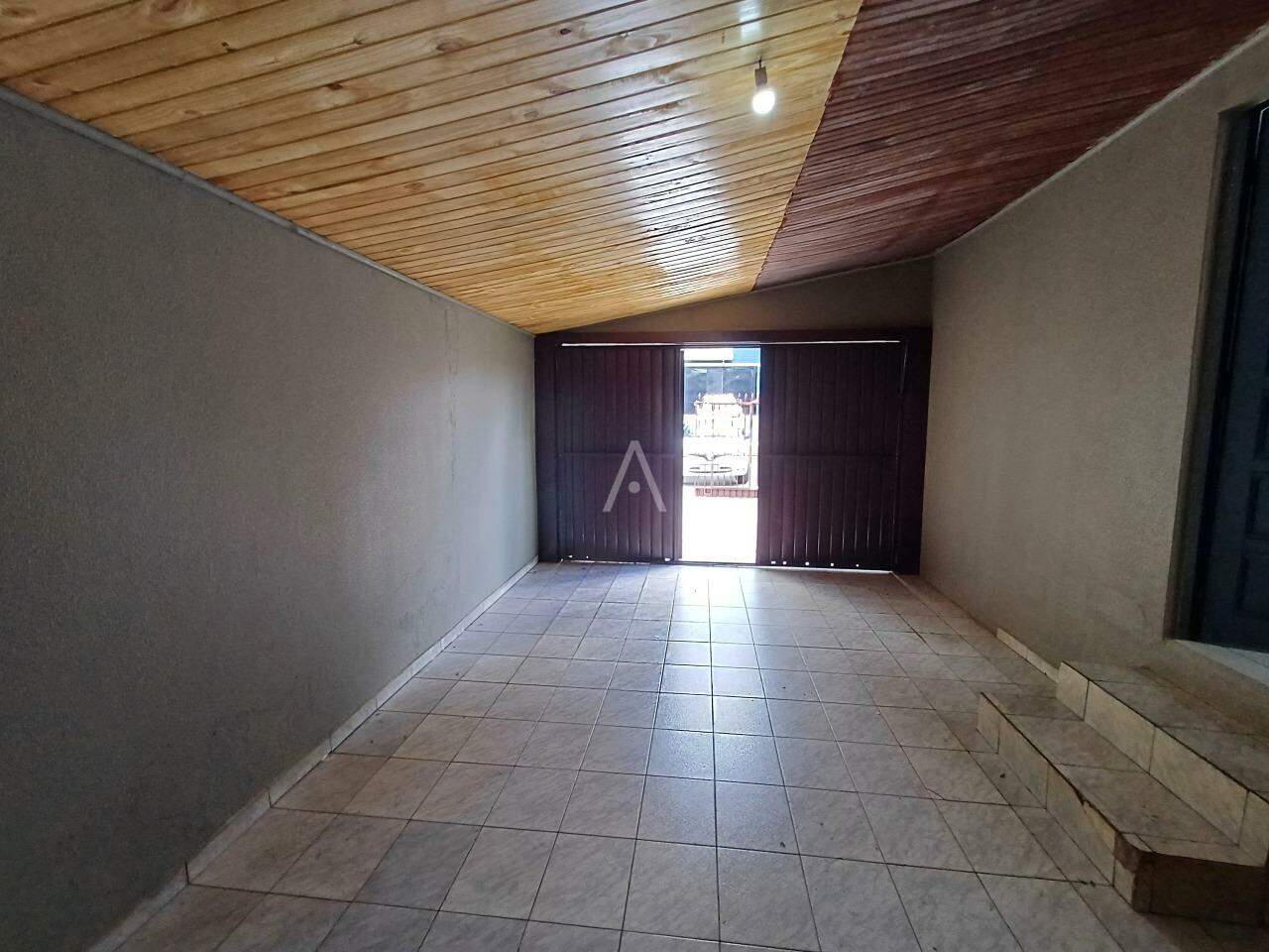 Casa Residencial para para aluguel no Bairro BRASILIA em CASCAVEL: