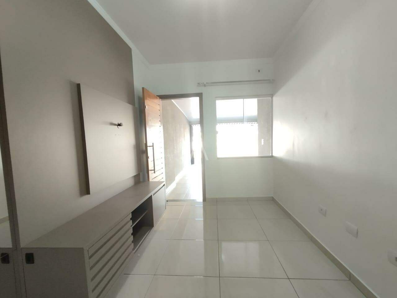 Casa Residencial para para aluguel no Bairro MORUMBI em CASCAVEL: