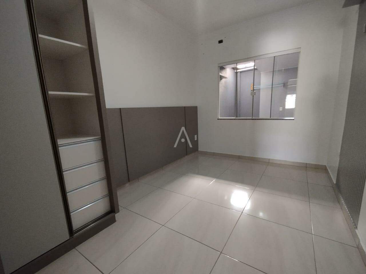 Casa Residencial para para aluguel no Bairro MORUMBI em CASCAVEL: