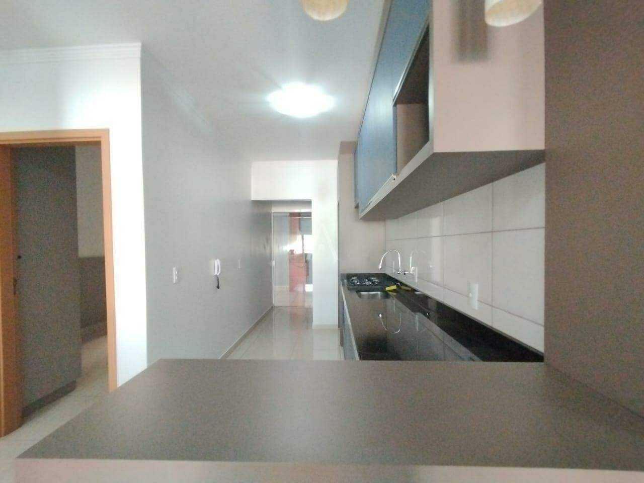 Casa Residencial para para aluguel no Bairro MORUMBI em CASCAVEL: