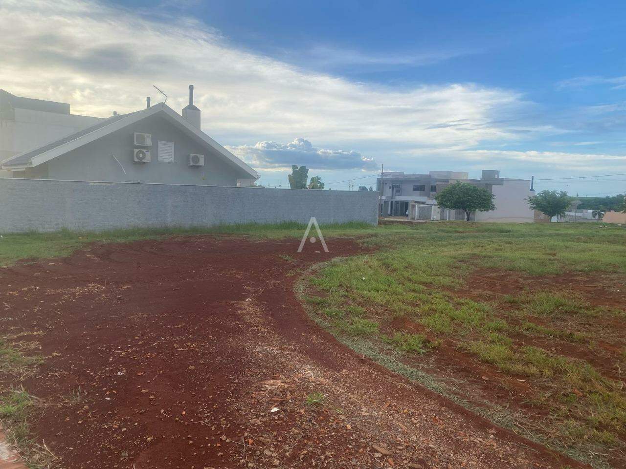 Terreno para à venda no Bairro TOCANTINS em TOLEDO: 
