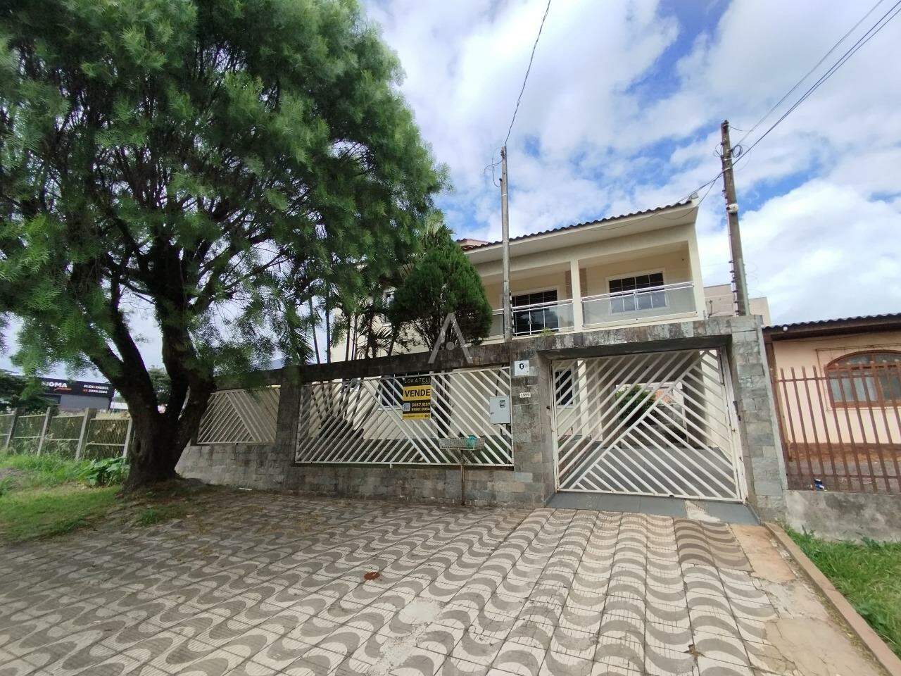 Sobrado para à venda no Bairro SAO CRISTOVAO em CASCAVEL: FACHADA