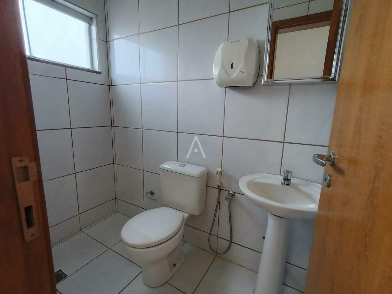 Sala Comercial para para aluguel no Bairro COQUEIRAL em CASCAVEL: 