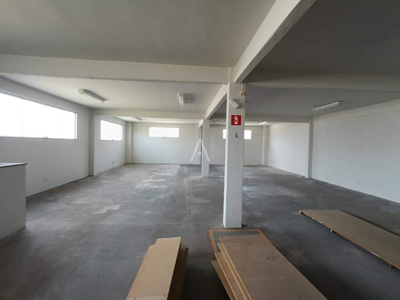 Sala Comercial para para aluguel no Bairro COQUEIRAL em CASCAVEL: 