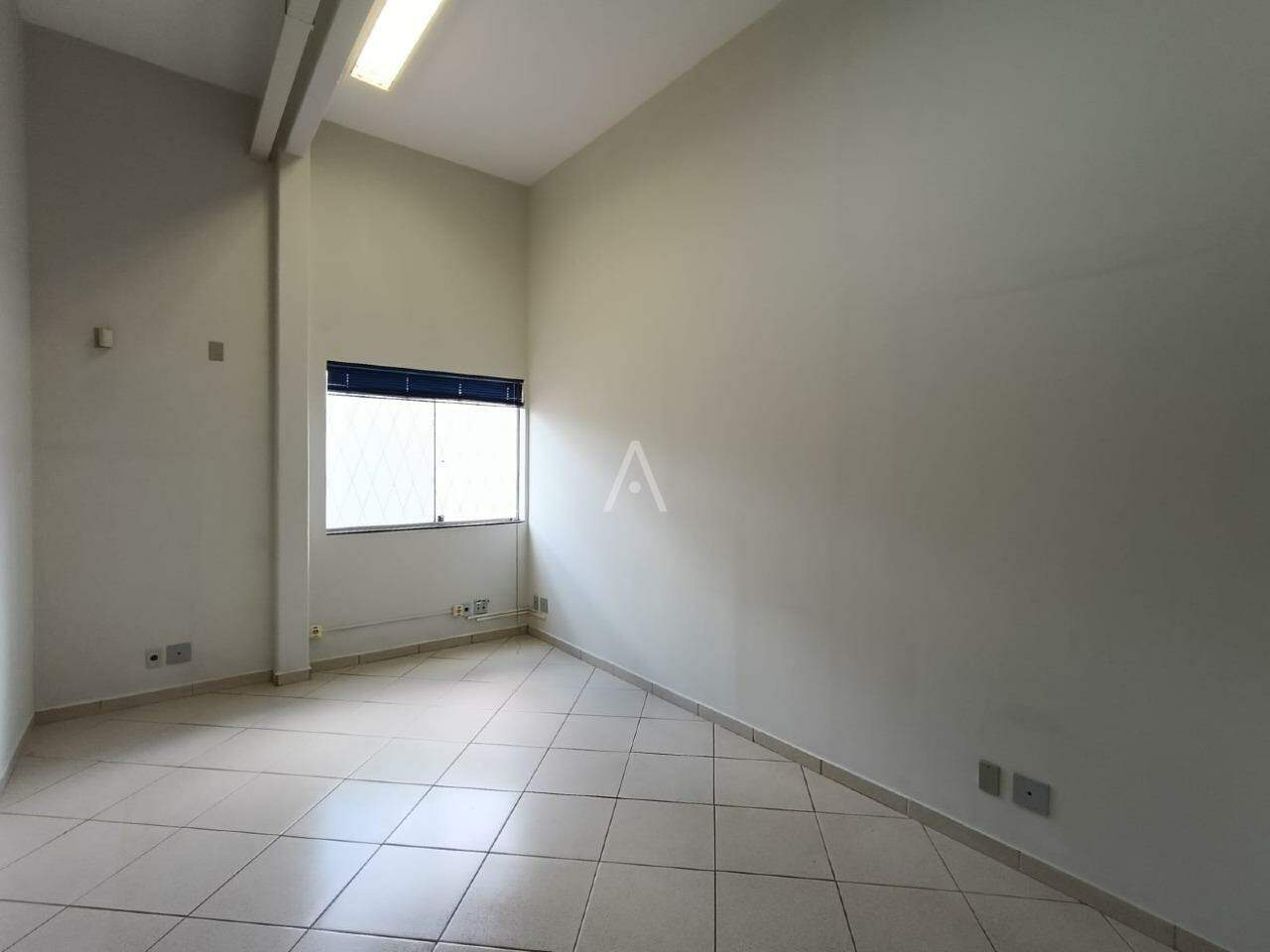 Sala Comercial para para aluguel no Bairro COQUEIRAL em CASCAVEL: 