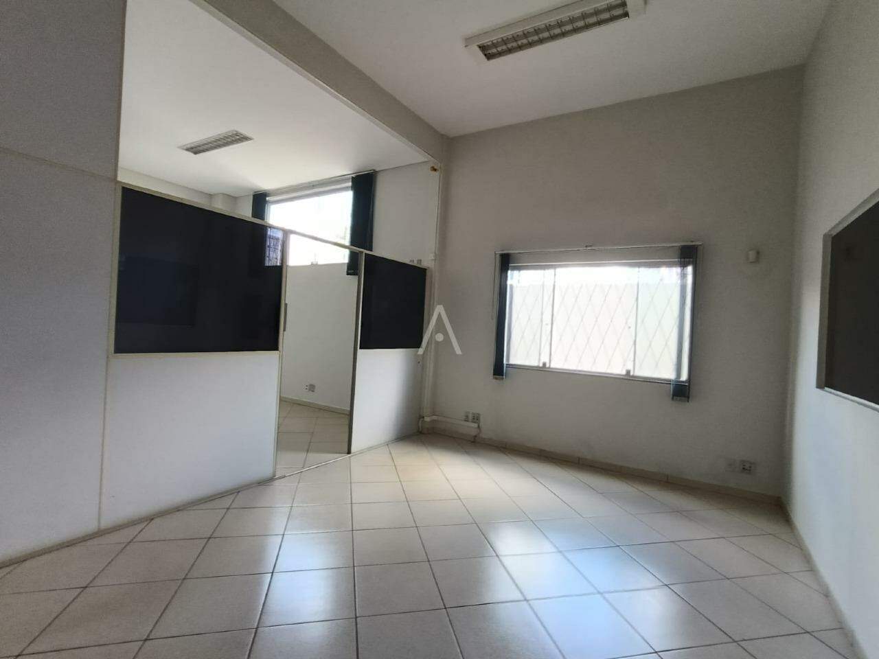Sala Comercial para para aluguel no Bairro COQUEIRAL em CASCAVEL: 