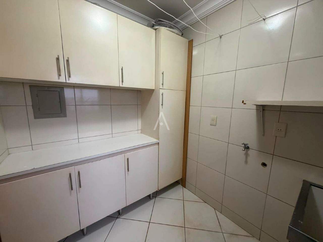 Apartamento para para aluguel no Bairro CENTRO em CASCAVEL: