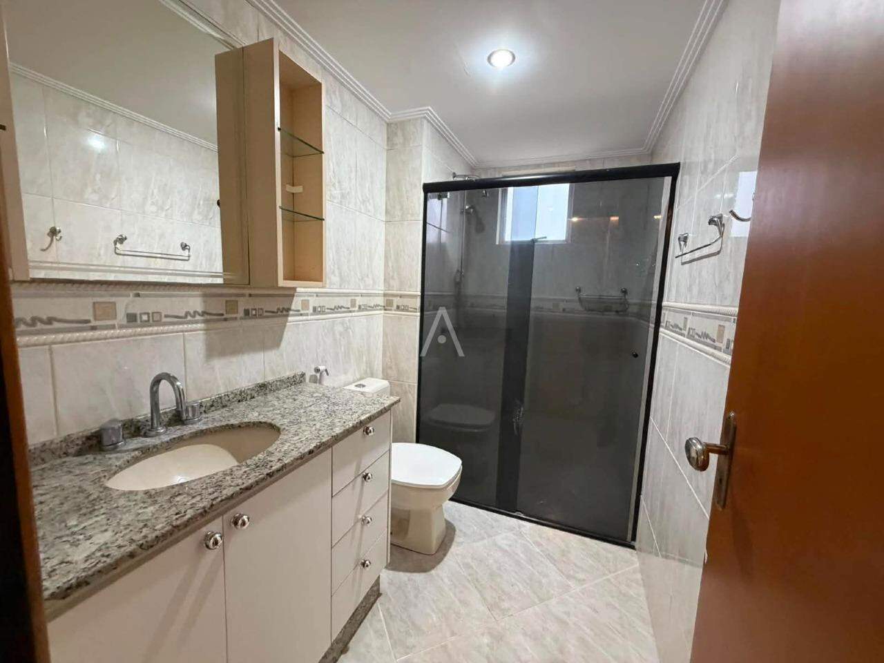 Apartamento para para aluguel no Bairro CENTRO em CASCAVEL: