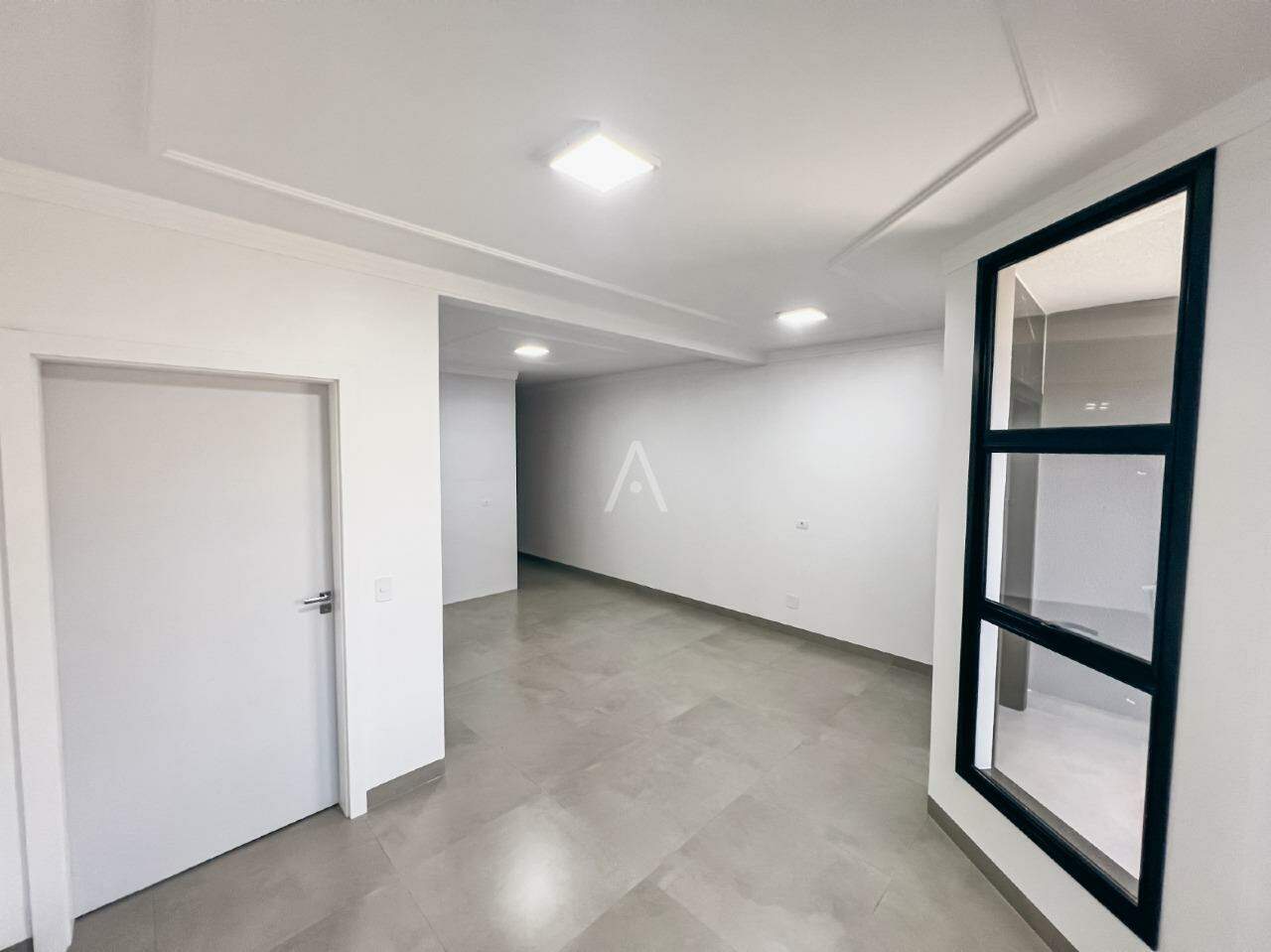 Casa Residencial para à venda no Bairro SANTA CRUZ em CASCAVEL: 