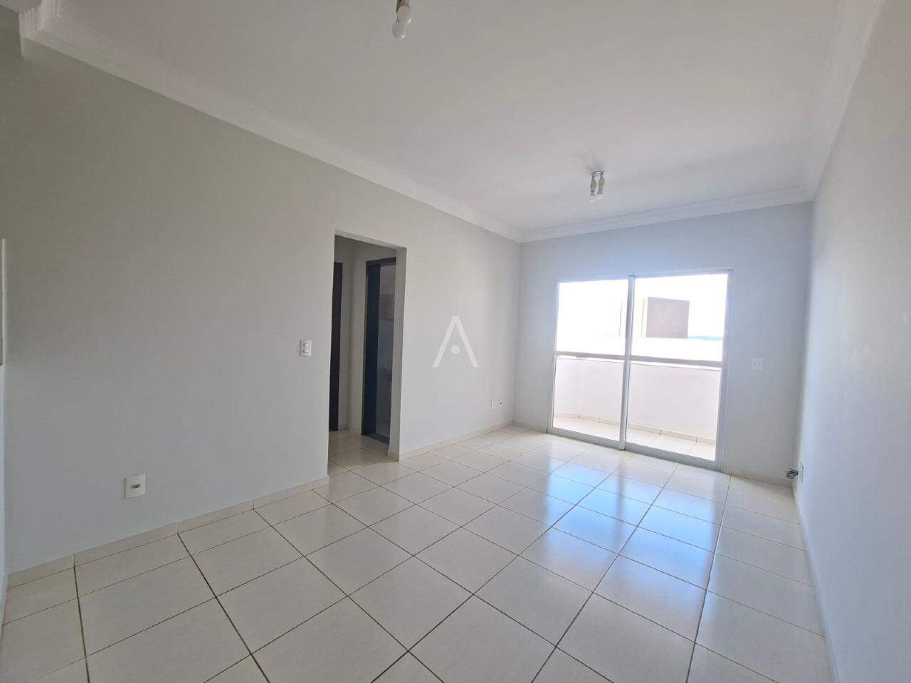 Apartamento para para aluguel no Bairro UNIVERSITARIO em CASCAVEL: