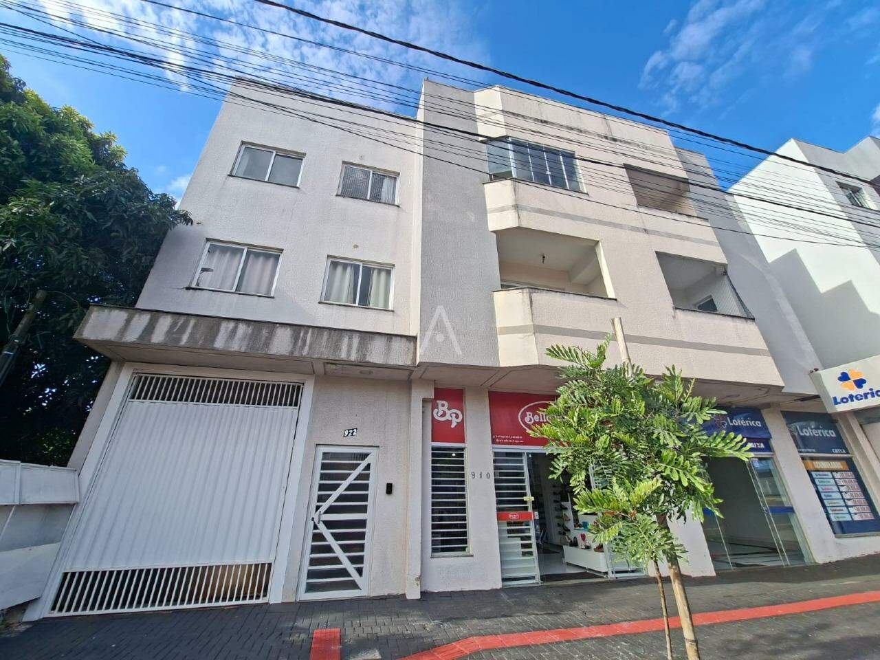 Apartamento para para aluguel no Bairro UNIVERSITARIO em CASCAVEL: 