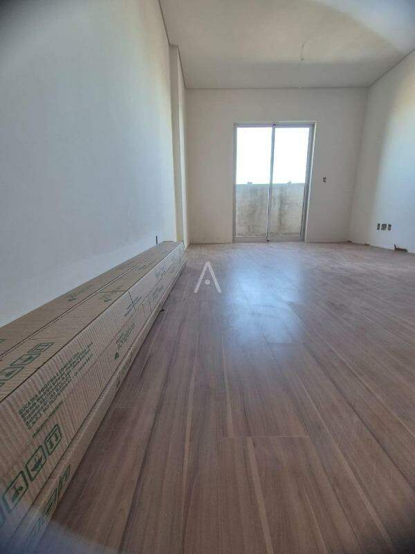 Apartamento para à venda no Bairro VILA INDUSTRIAL em TOLEDO: 