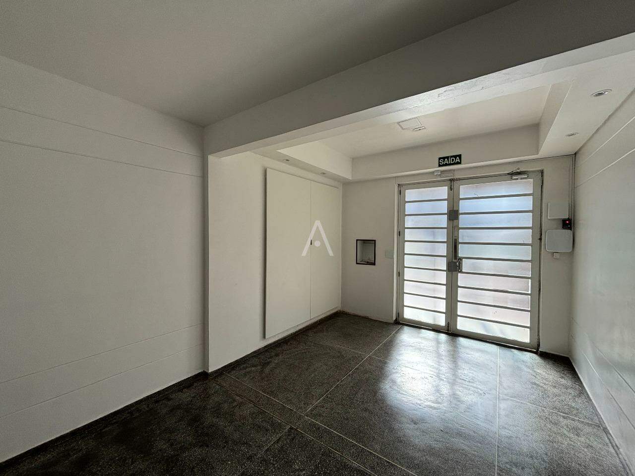 Apartamento para à venda no Bairro CENTRO em CASCAVEL: hall de entrada presio