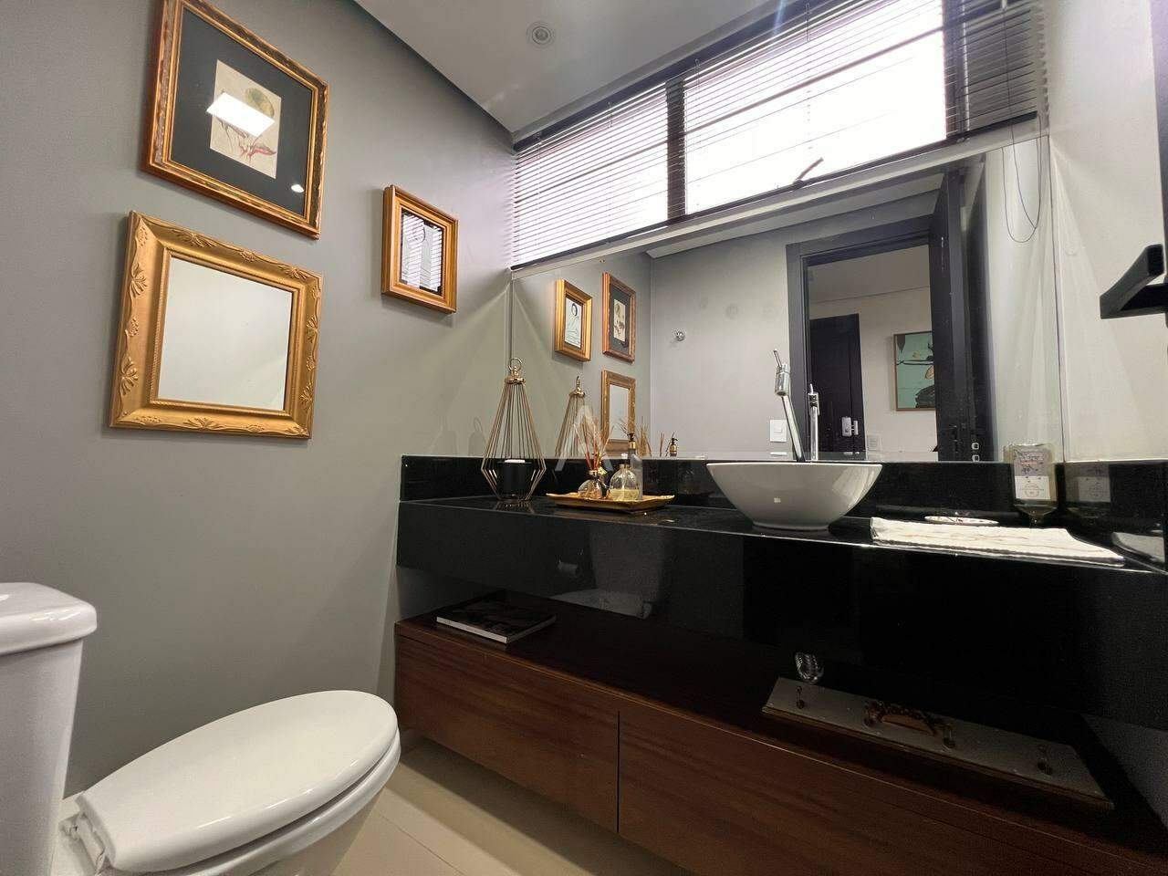 Apartamento para à venda no Bairro CENTRO em CASCAVEL:
