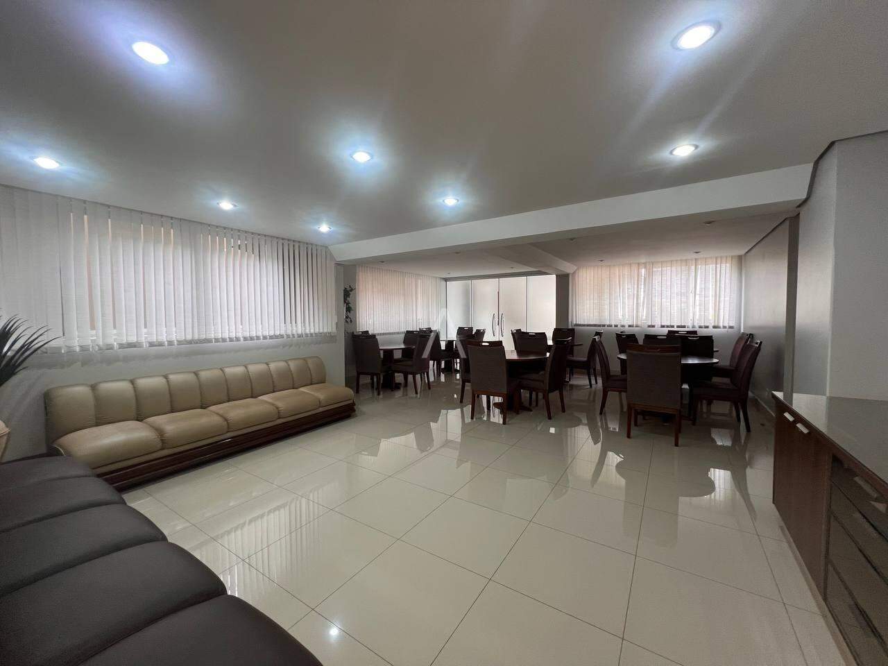 Apartamento para à venda no Bairro CENTRO em CASCAVEL: