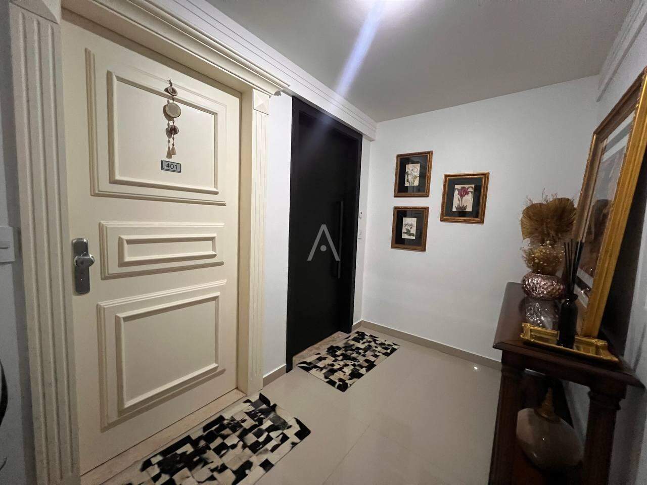 Apartamento para à venda no Bairro CENTRO em CASCAVEL: