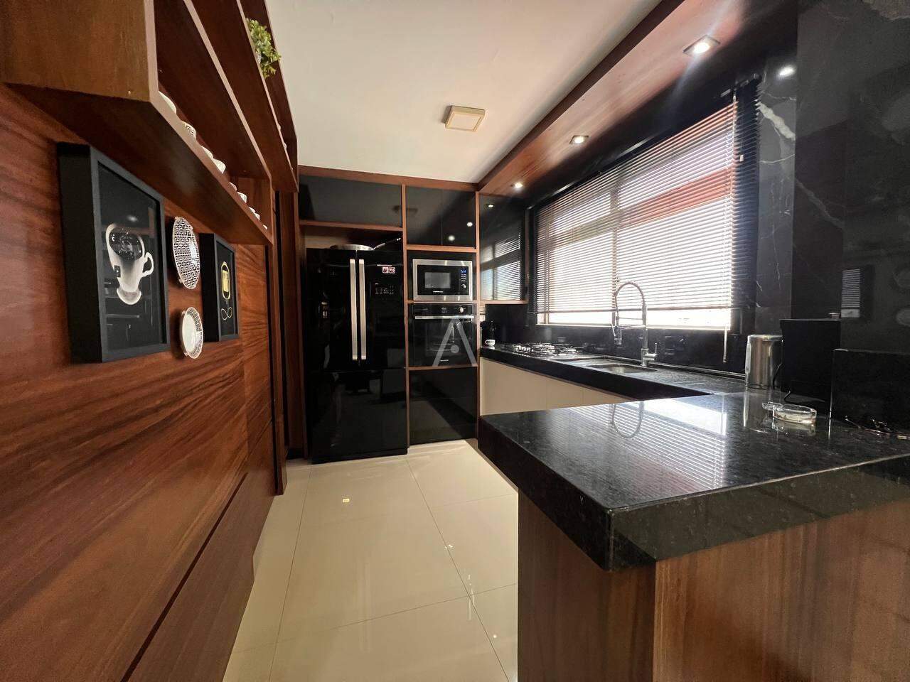 Apartamento para à venda no Bairro CENTRO em CASCAVEL: