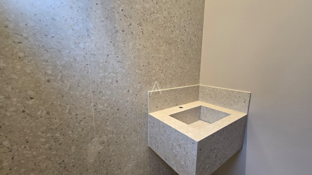 Casa Residencial para à venda no Bairro JARDIM GISELA em TOLEDO: 