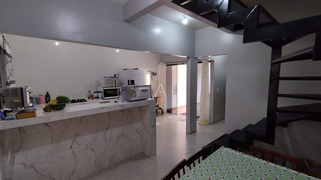 Sobrado para para aluguel no Bairro JARDIM COOPAGRO em TOLEDO: