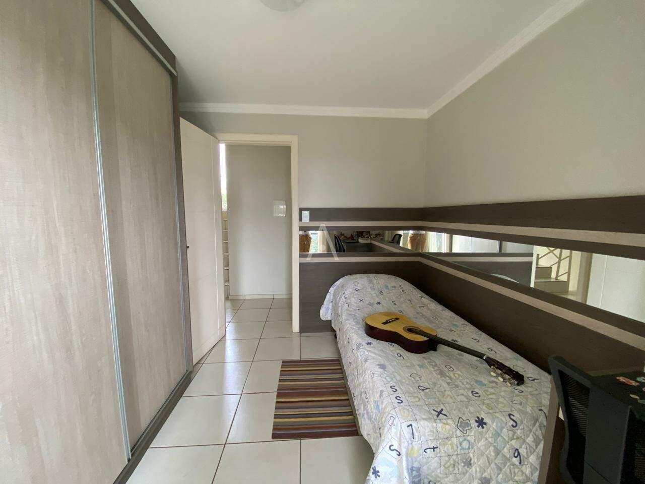 Sobrado para à venda no Bairro CANCELLI em CASCAVEL: