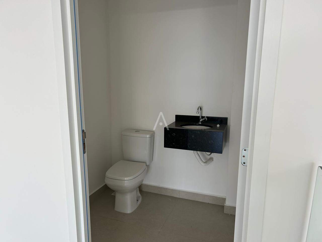 Sala Comercial para para aluguel no Bairro CENTRO em CASCAVEL: 2 banheiros