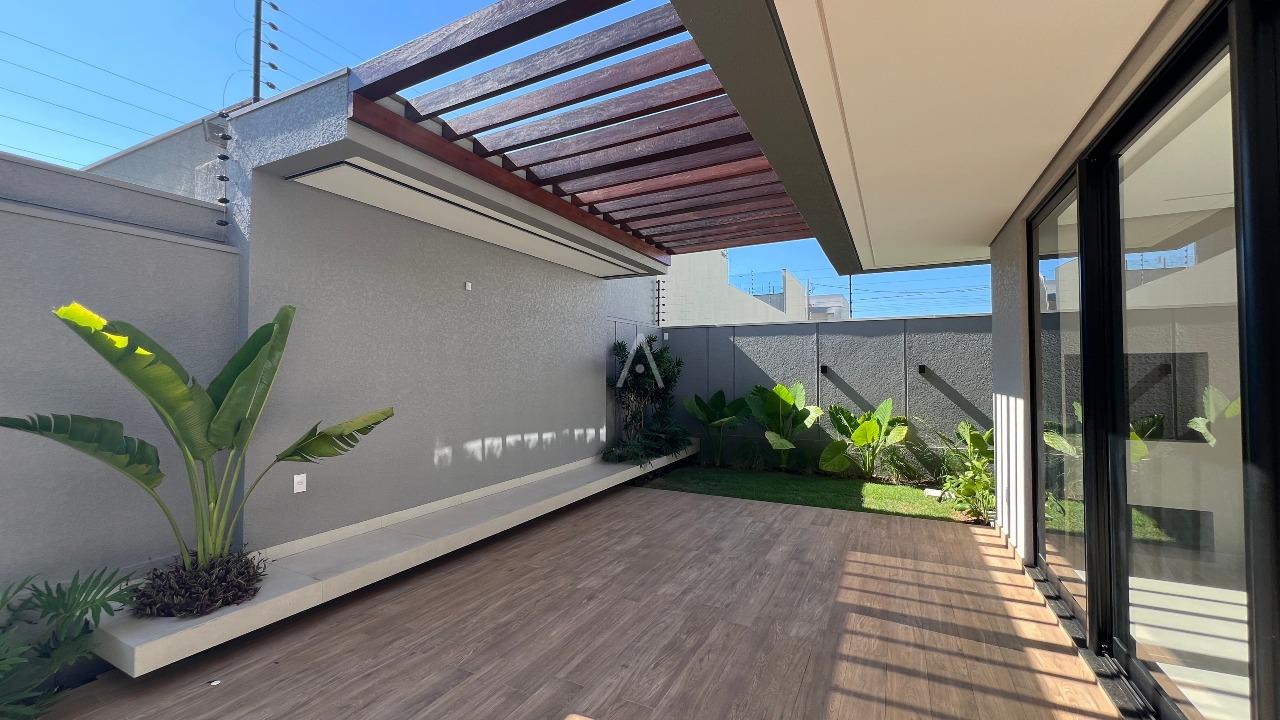 Sobrado para à venda no Bairro TROPICAL III em CASCAVEL: 