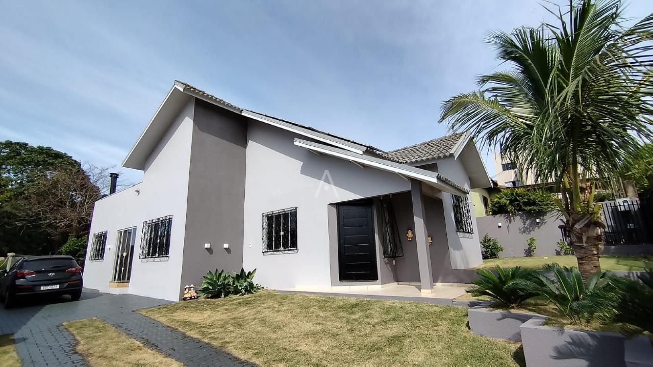 Casa Residencial para à venda no Bairro JARDIM PARIZZOTTO em TOLEDO: 