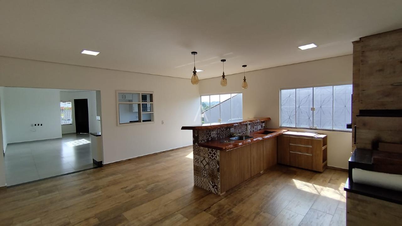 Casa Residencial para à venda no Bairro JARDIM PARIZZOTTO em TOLEDO: 