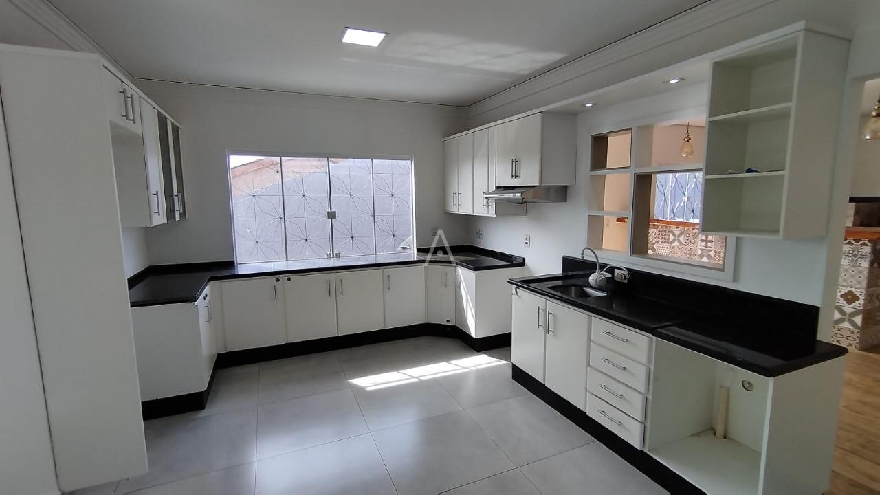 Casa Residencial para à venda no Bairro JARDIM PARIZZOTTO em TOLEDO: 