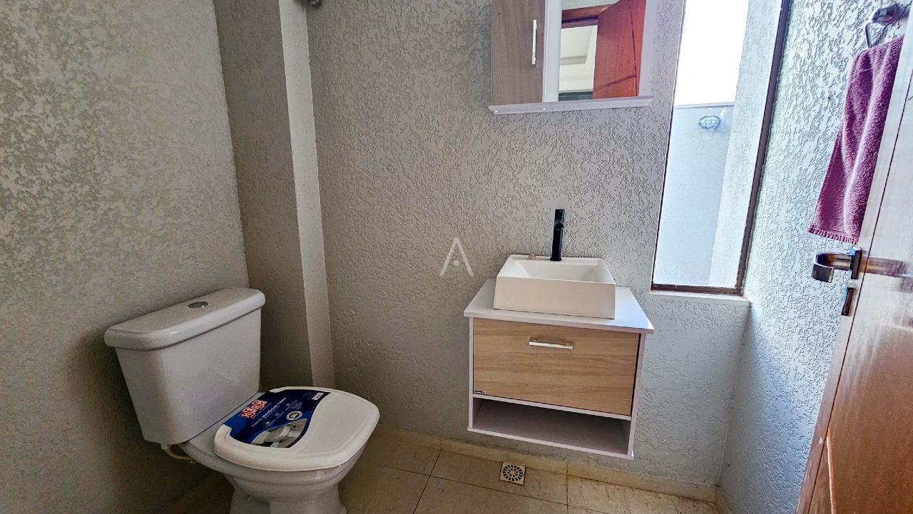 Sobrado para à venda no Bairro FAG em CASCAVEL: