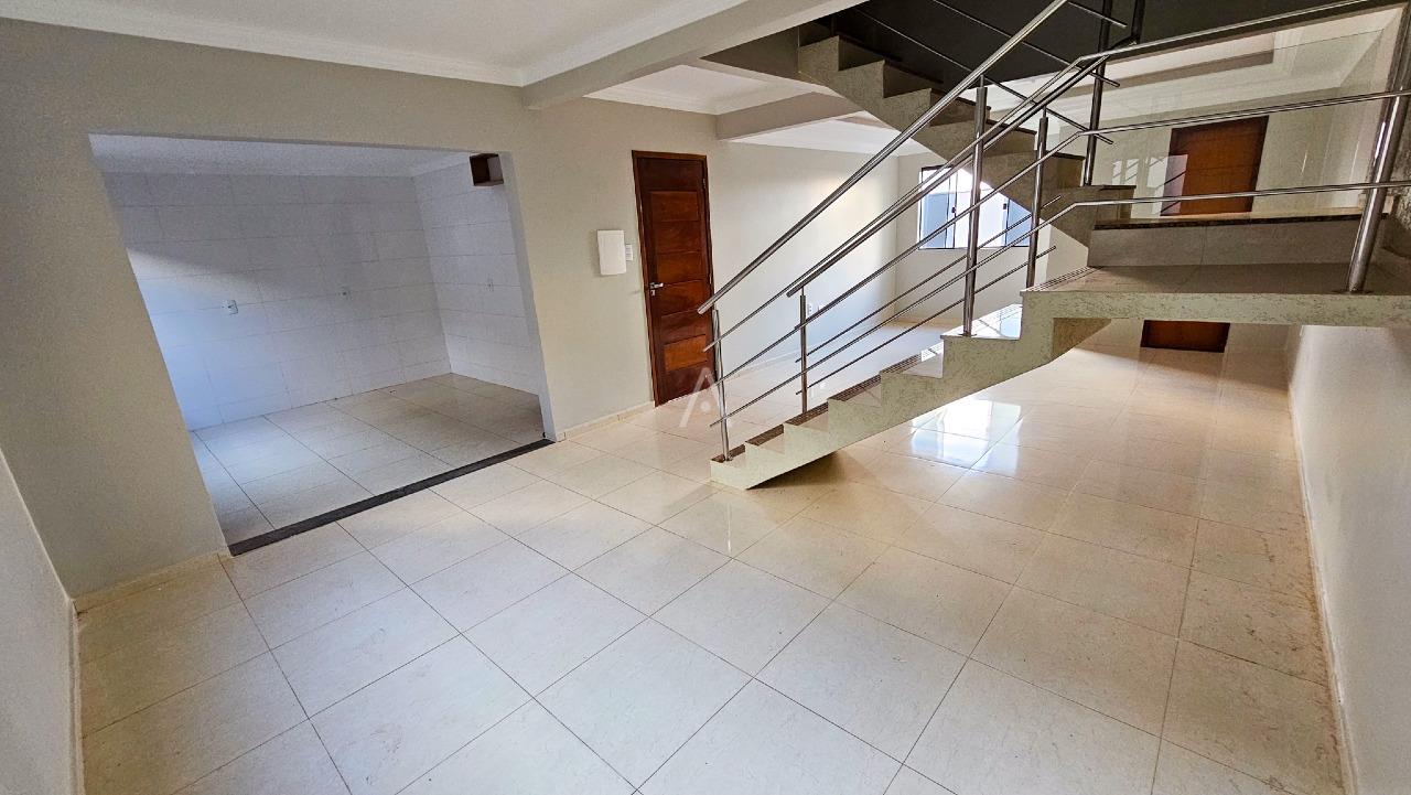 Sobrado para à venda no Bairro FAG em CASCAVEL: 