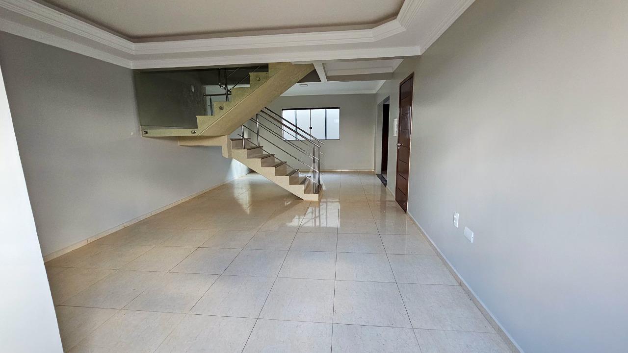 Sobrado para à venda no Bairro FAG em CASCAVEL: 