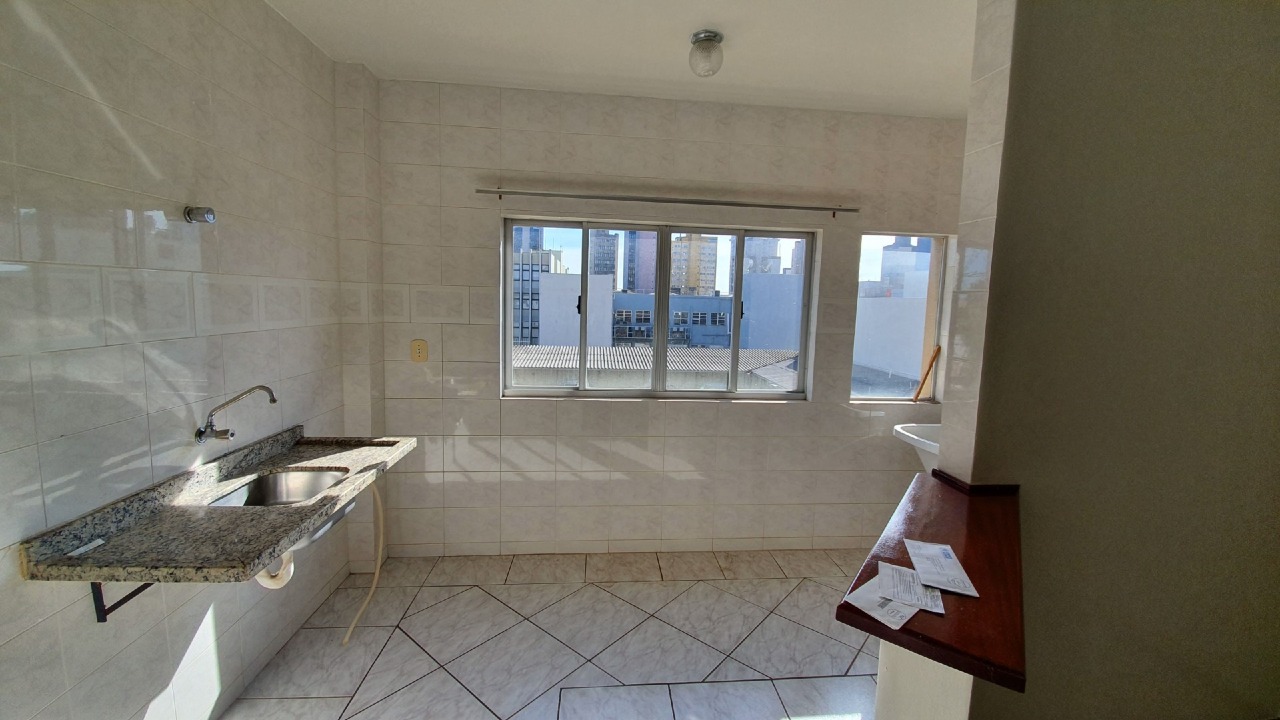 Apartamento para para aluguel no Bairro CENTRO em CASCAVEL: 