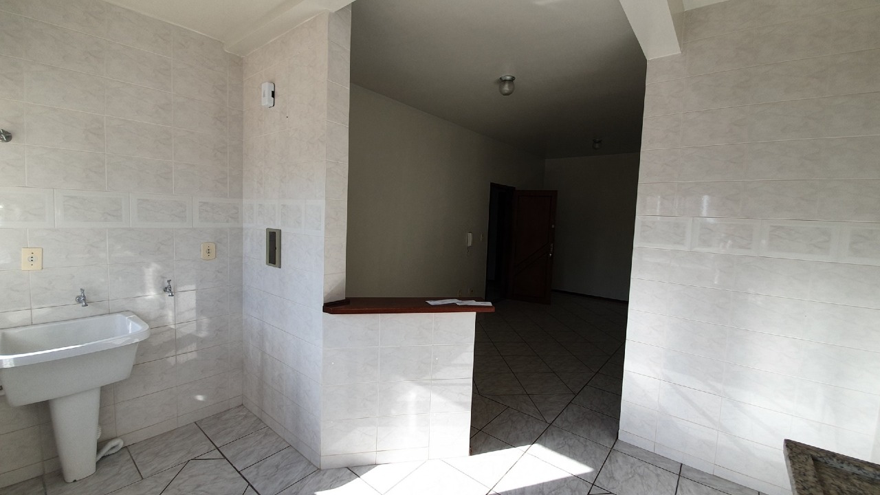 Apartamento para para aluguel no Bairro CENTRO em CASCAVEL: 