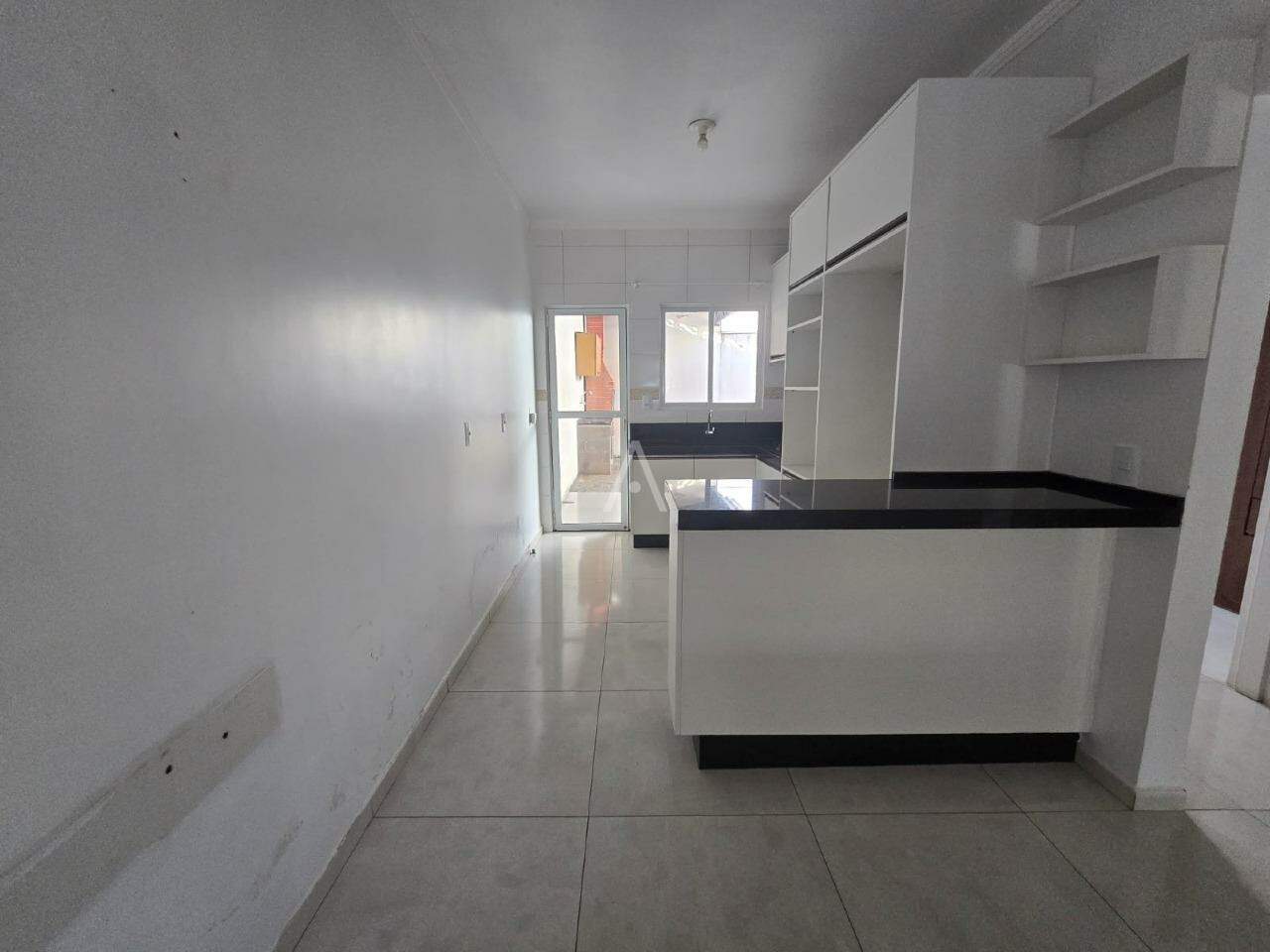 Casa Residencial para à venda no Bairro MONTREAL em CASCAVEL: 