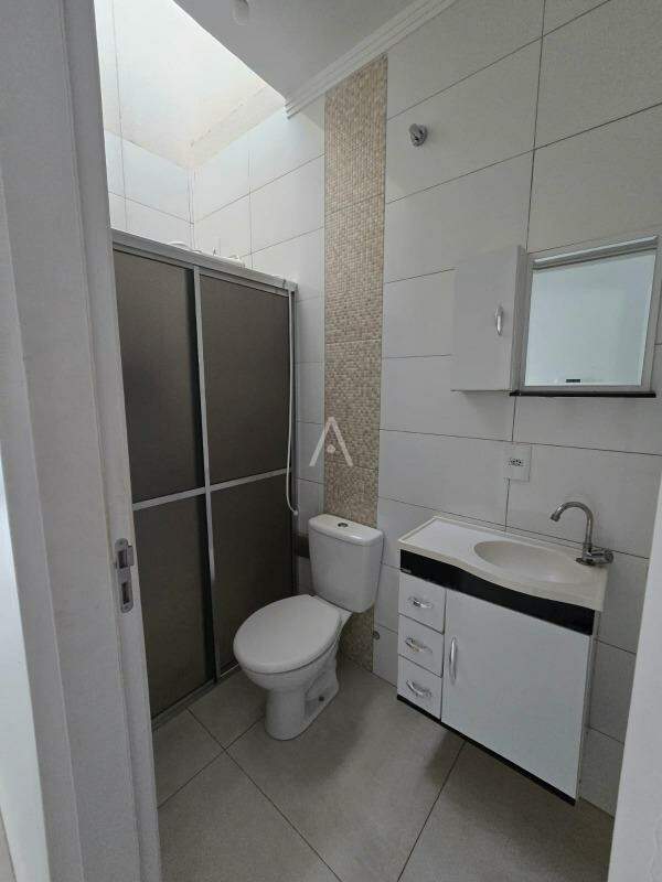 Casa Residencial para à venda no Bairro MONTREAL em CASCAVEL: 