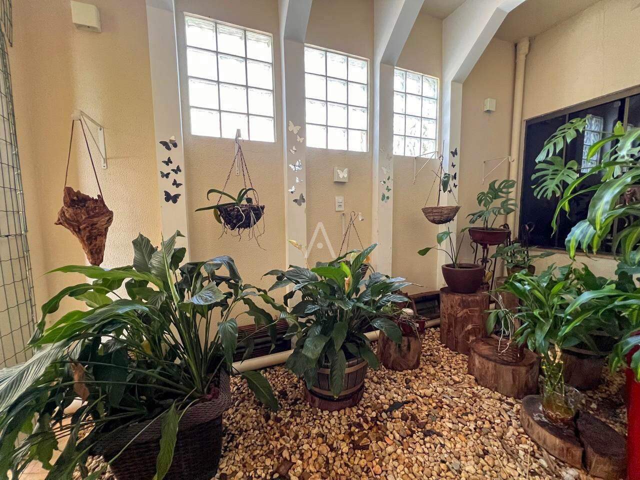 Sobrado para à venda no Bairro MARIA LUIZA em CASCAVEL: 