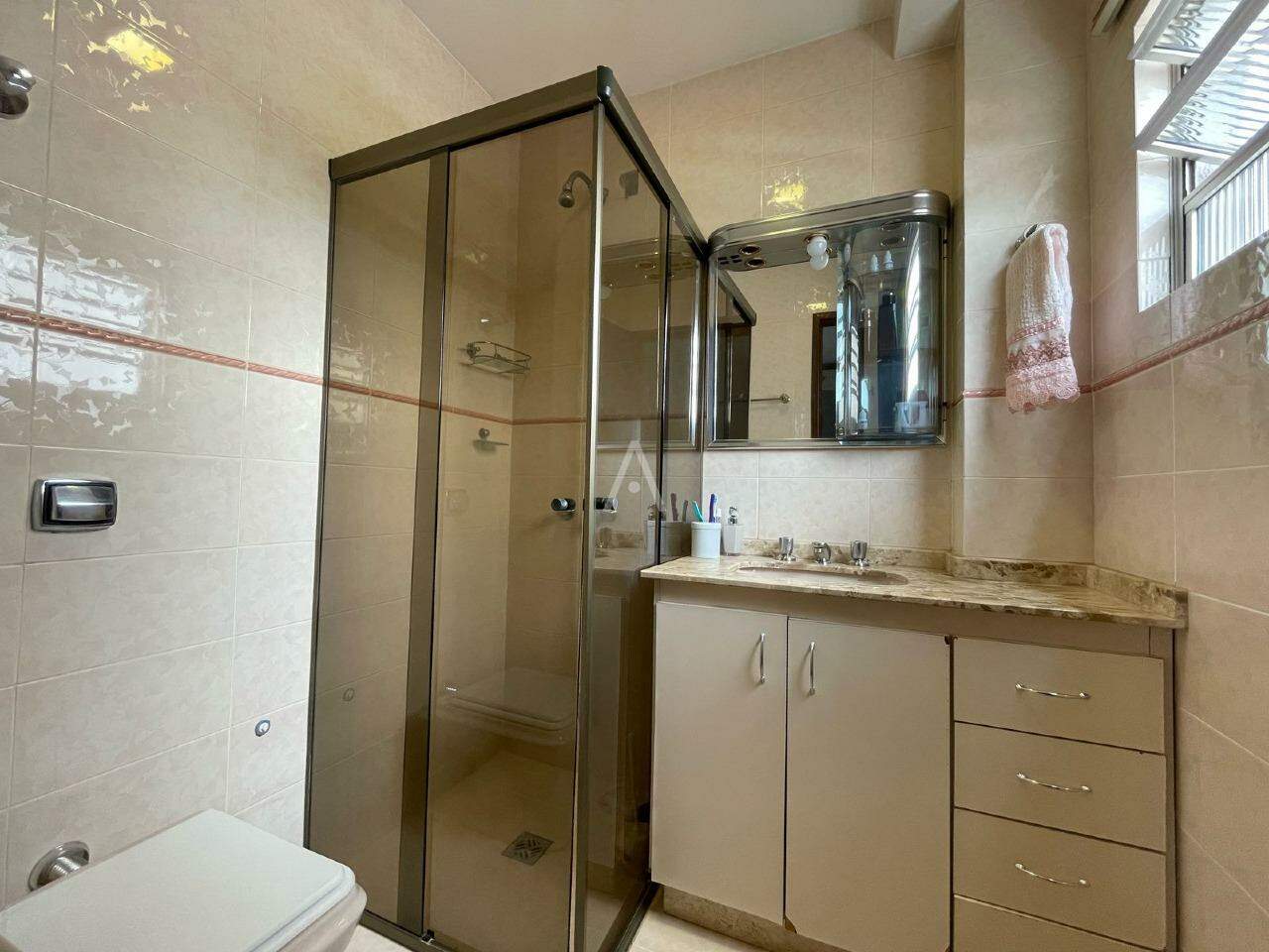 Apartamento para à venda no Bairro CENTRO em CASCAVEL:
