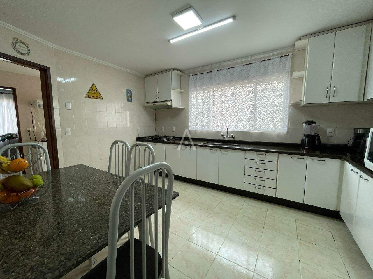 Apartamento para à venda no Bairro CENTRO em CASCAVEL: