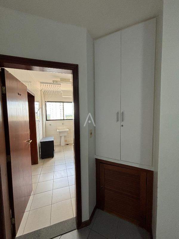 Apartamento para para aluguel no Bairro CENTRO em CASCAVEL: