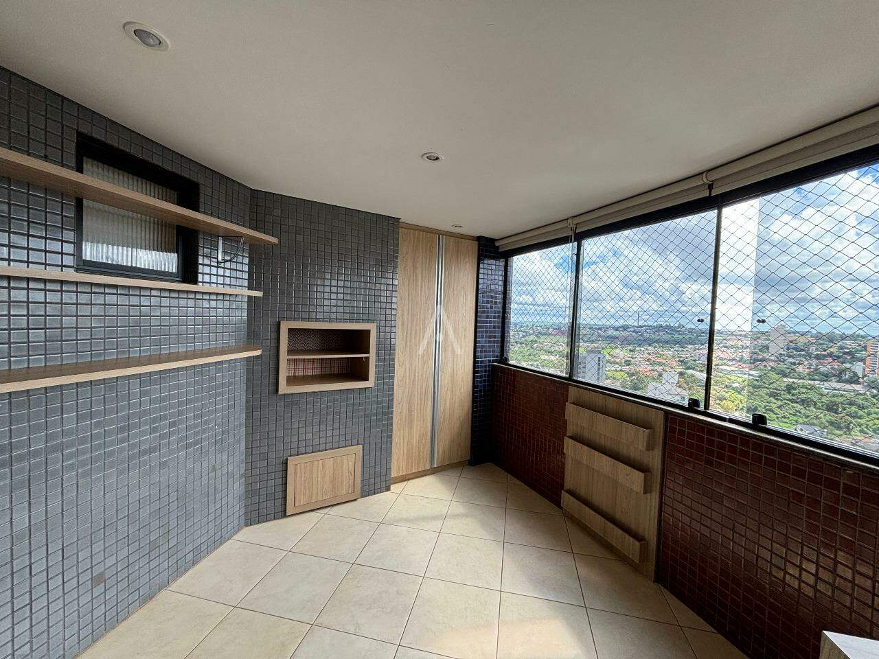 Apartamento para para aluguel no Bairro CENTRO em CASCAVEL: