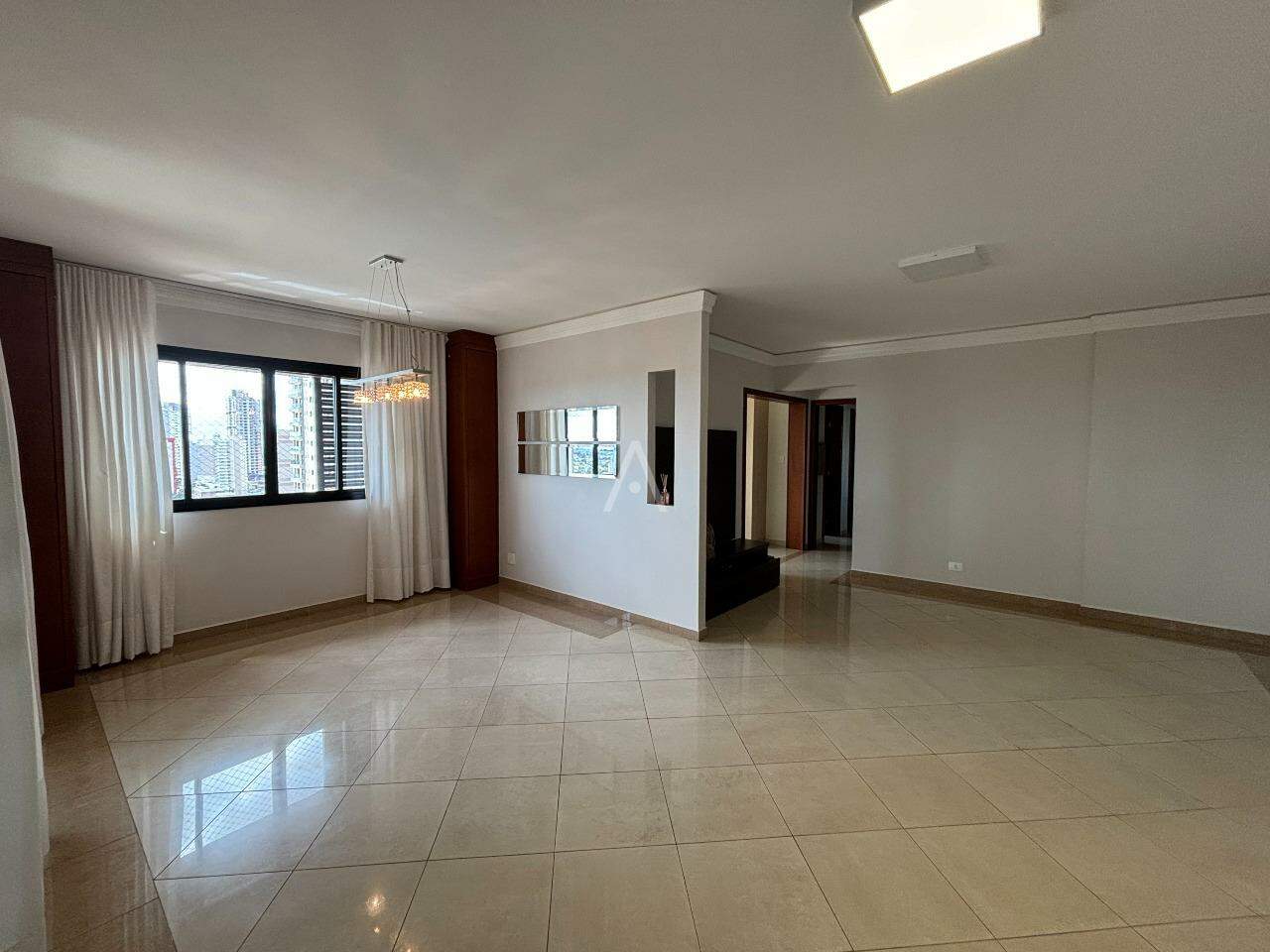 Apartamento para para aluguel no Bairro CENTRO em CASCAVEL: 