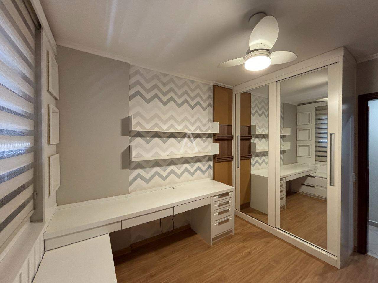 Apartamento para para aluguel no Bairro CENTRO em CASCAVEL: