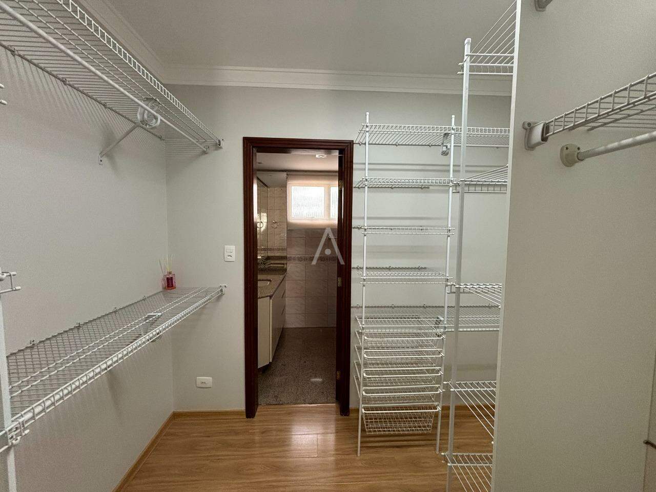 Apartamento para para aluguel no Bairro CENTRO em CASCAVEL: