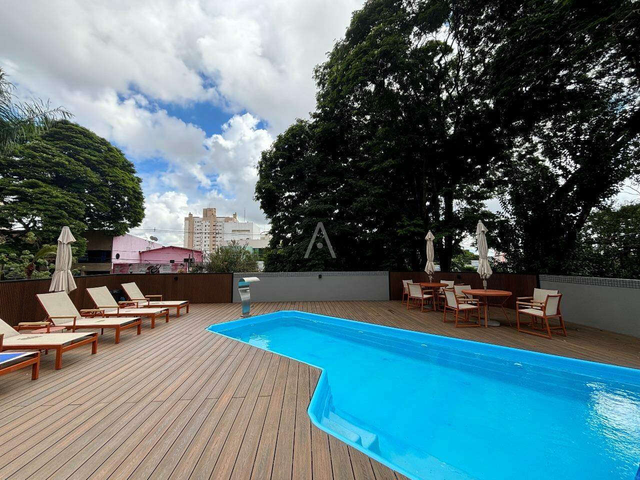 Apartamento para para aluguel no Bairro CENTRO em CASCAVEL: