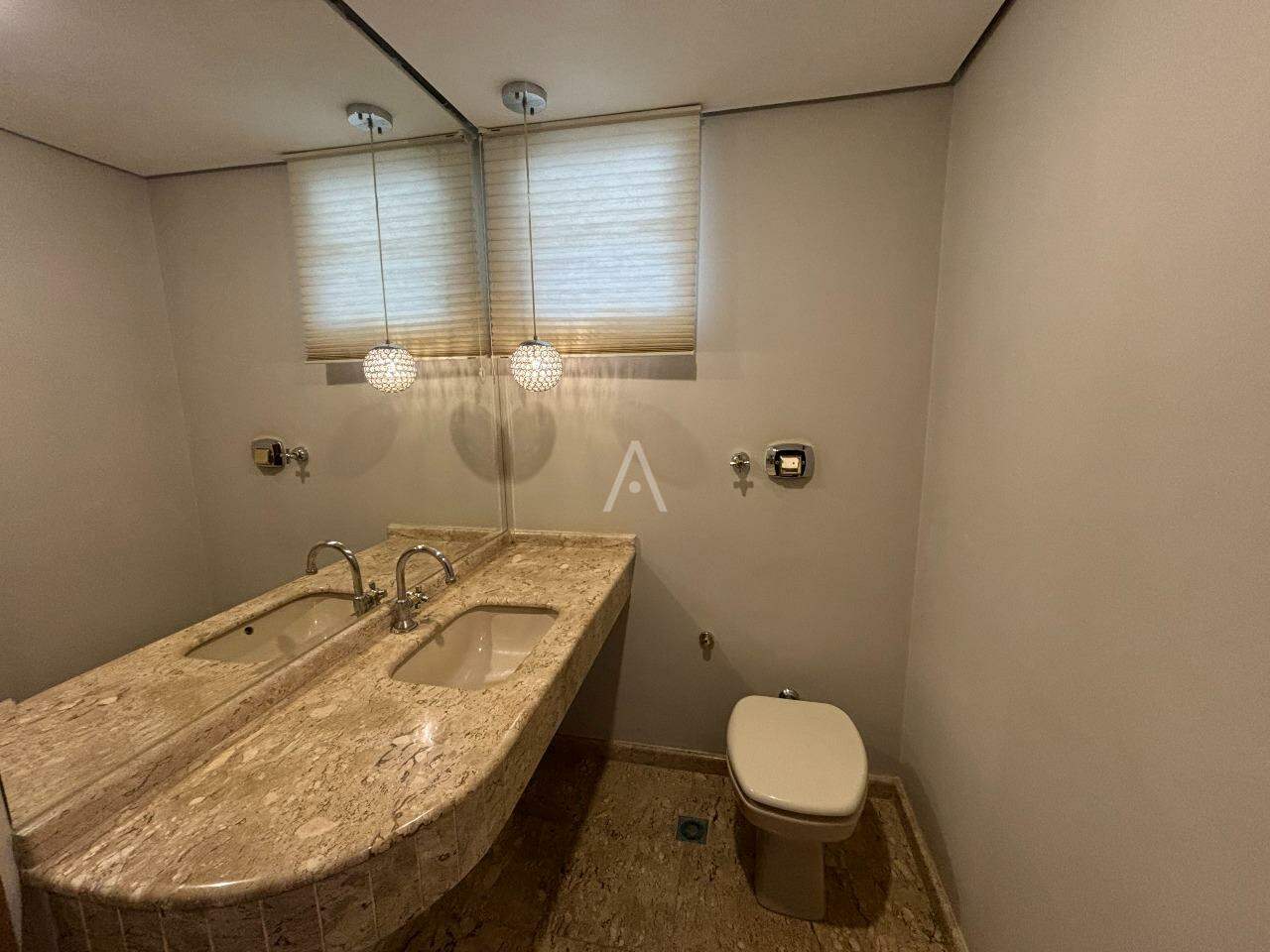 Apartamento para à venda no Bairro CENTRO em CASCAVEL: