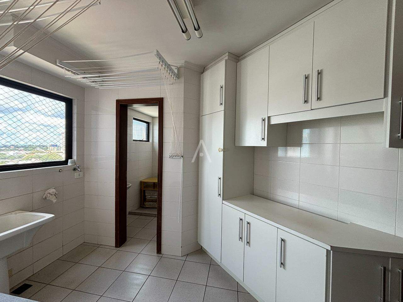 Apartamento para à venda no Bairro CENTRO em CASCAVEL: