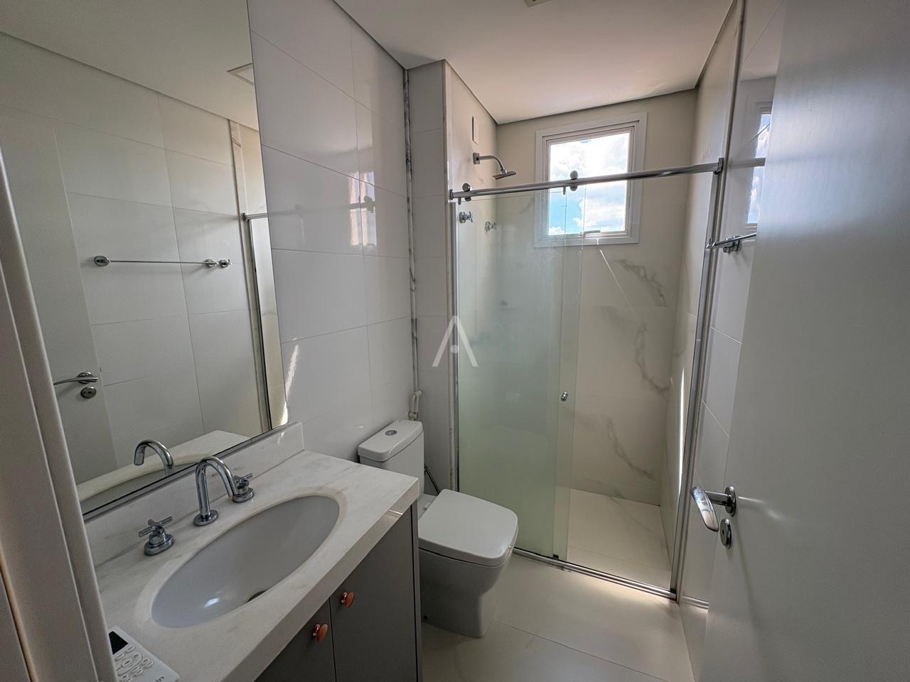 Apartamento para para aluguel no Bairro CENTRO em CASCAVEL: bwc social