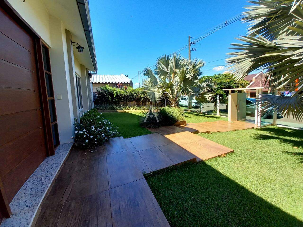 Casa Residencial para à venda no Bairro JARDIM LA SALLE em TOLEDO: 