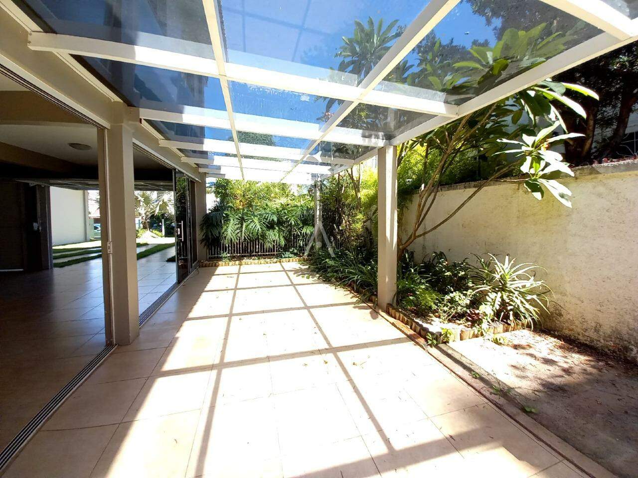 Casa Residencial para à venda no Bairro JARDIM LA SALLE em TOLEDO:
